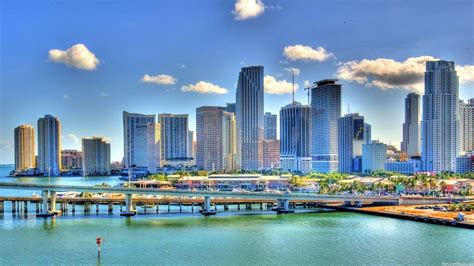 Miami Skyline Wallpapers - Top Free Miami Skyline Backgrounds - WallpaperAccess