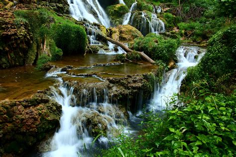 File:Waterfalls-forest-landscape - Virginia - ForestWander.jpg - Wikimedia Commons