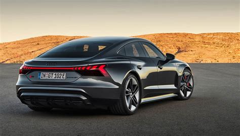 Audi RS e-tron GT Is a 637 hp Electric Sportback Sedan