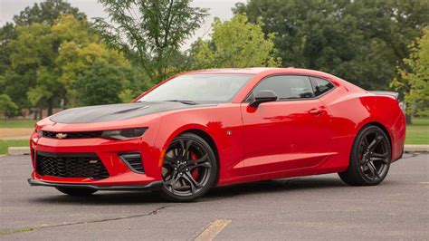 9 Reasons The Chevrolet Camaro 1LE Is Our Favorite Muscle Car