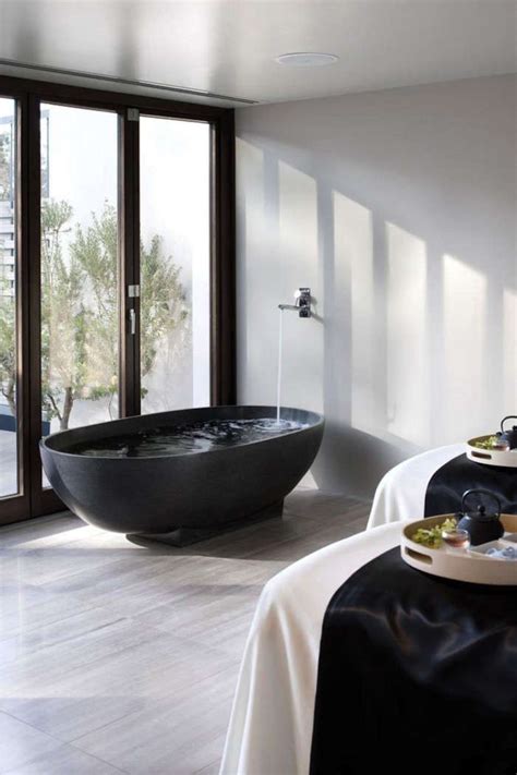 Dark Water: 10 Modern Black Bathtubs - Remodelista