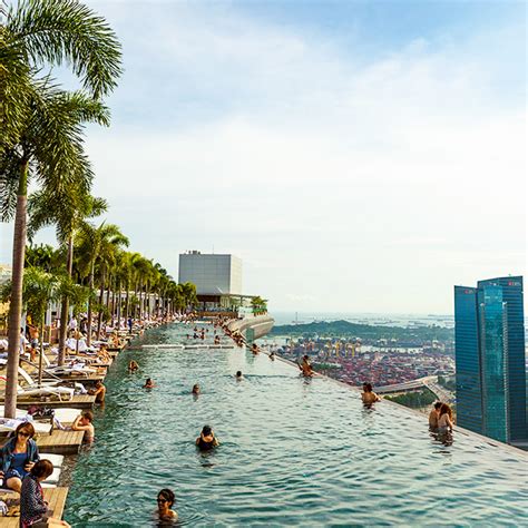 MBS® Skypark: Infinity Pool, Bars & Restaurants - Visit Singapore ...