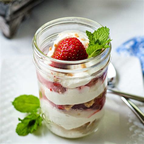 20 Ways to Enjoy Dessert in a Jar - Life, Love, and Good Food