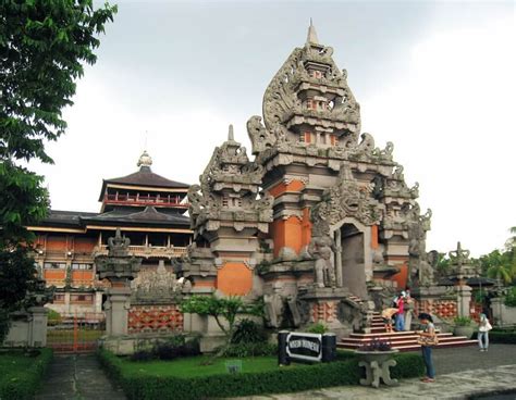 Rumah Adat Bali : Nama, Filosofi, Unsur, Beserta Gambar dan Penjelasan