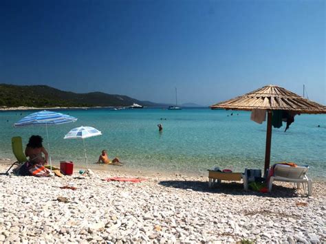 SAKARUN (Dugi otok): Beautiful white sand beach [PHOTO & VIDEO] - CROdestinations.com