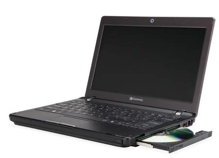 Gateway EC14D01h CULV Notebook with built-in DVD Burner | iTech News Net