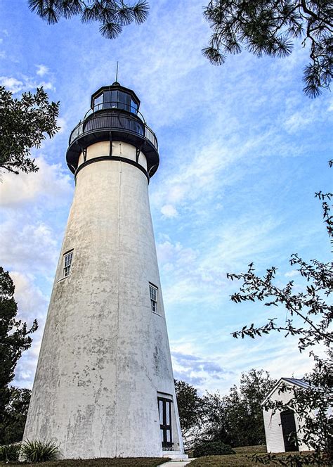 Amelia Island Lighthouse And Blue Skies Photograph by Paula Porterfield-Izzo