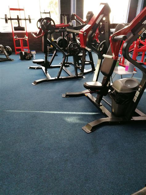 Garage Gym Flooring: What Flooring Should You Use for a Garage Gym? - Home Gym Hideaway