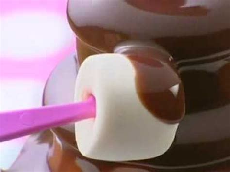 Sugar Bunnies Chocolate Fountain - YouTube