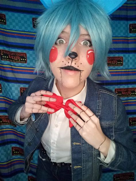 🐰🎸💙Toy Bonnie Cosplay💙🎸🐰 | Five Nights At Freddy's Amino