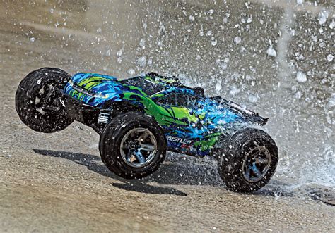 Traxxas Rustler 4X4 VXL | RC Stadium Truck