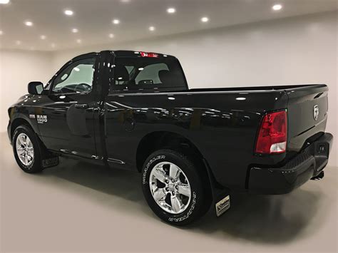 New 2019 Ram 1500 Classic Express Reg Cab 4x4 Regular Cab Pickup near Moose Jaw #19T59