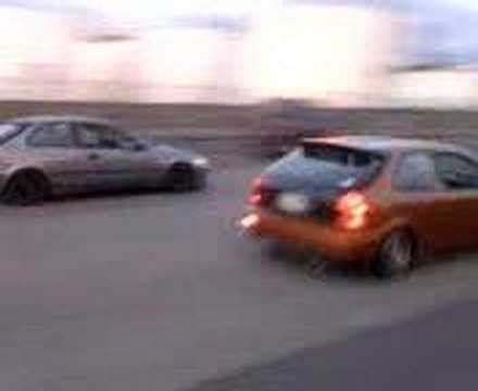 ek4 vs ek9 - YouTube