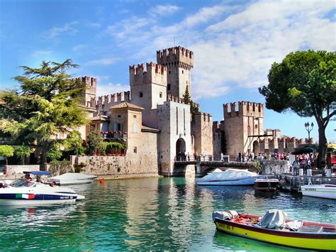 Sirmione Castle, Lake Garda, Lombardy, Italy – Visititaly.info