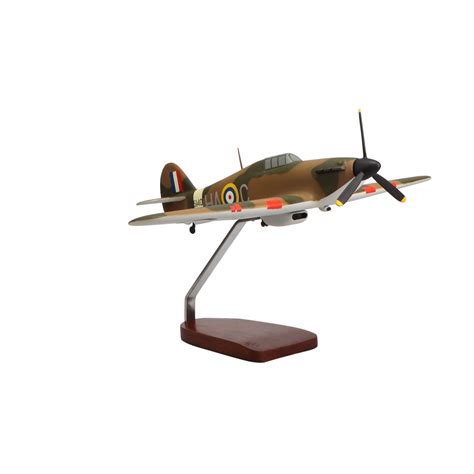 Hawker Hurricane Limited Edition Large Mahogany Model – High Flying Models