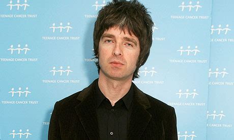 Noel Gallagher announces solo album for 2015