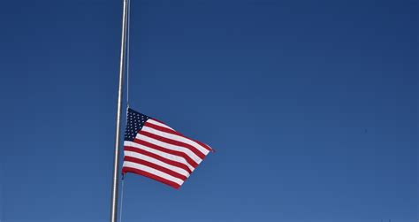 Governor orders flags at Half-Staff in honor of Memorial Day - Hub City Radio