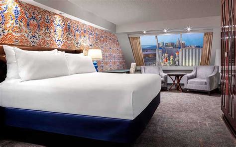 Luxor Rooms & Suites | Photos & Info | Las Vegas Hotels