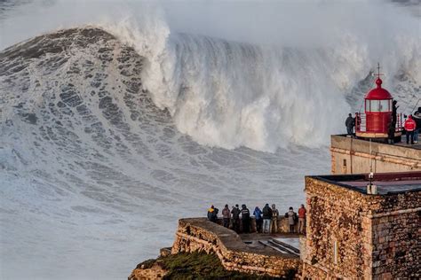 Big Surf, Big Wave Surfing, Algarve, Mcnamara, Ocean Images, Huge Waves, Soul Surfer, Surf City ...