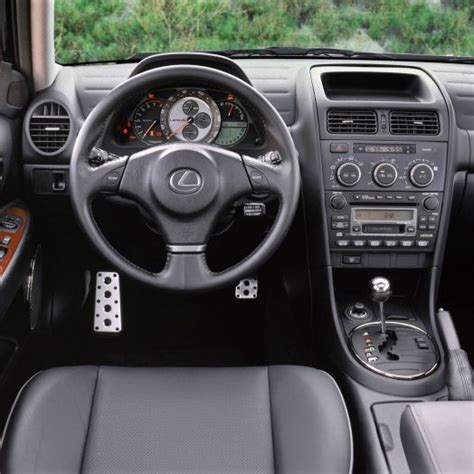 Lexus Is 300 Interior - Black Leather and Wood Trims