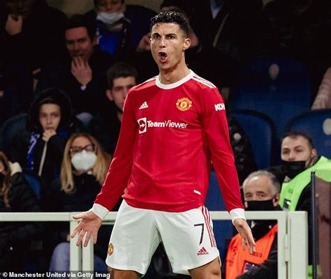 Man Utd star Cristiano Ronaldo shows off new celebration with scoring 700th club goal | Daily ...