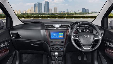 Why Car Steering Wheel Sizes Differ? | Wuling