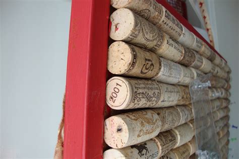 Sunny Simple Life: How To Make A Wine Cork Cork Board