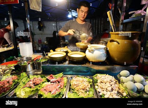 Street food in Shenzhen, China Stock Photo - Alamy