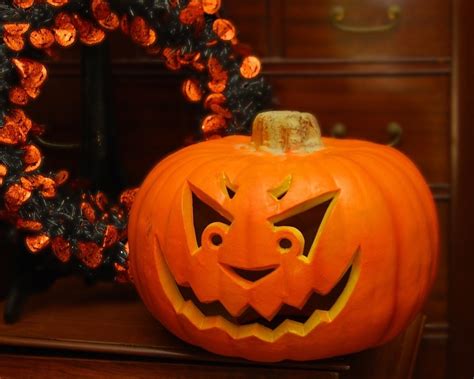 10 Famous Easy Pumpkin Carving Ideas Kids 2024