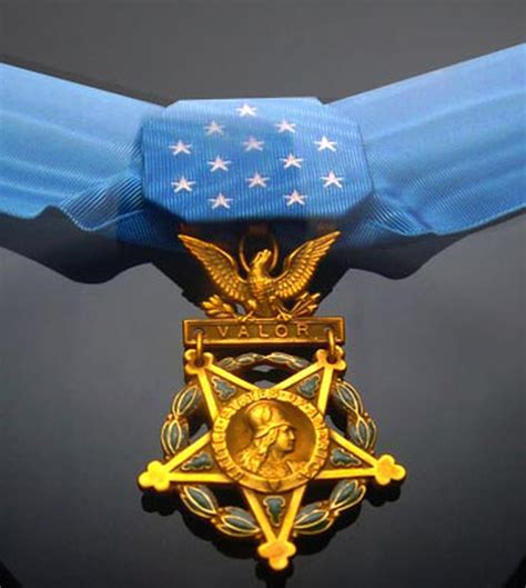 Two heroes from Vietnam will receive Medal of Honor