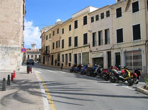 Discover Menorca through its history