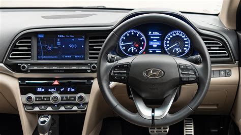 Hyundai Elantra Images, Interior & Exterior Photo Gallery - CarWale