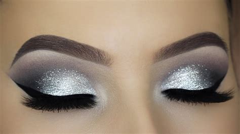 Silver Glitter Makeup Looks | Saubhaya Makeup