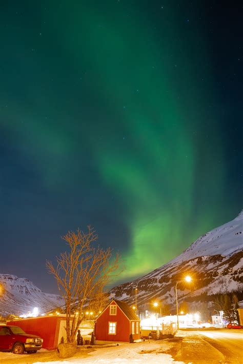 What To Wear In Iceland In February