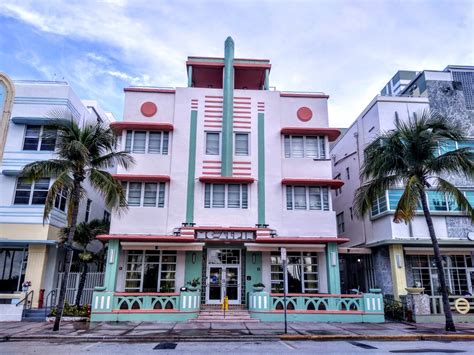 Art Deco hotel at Miami Beach, this style start in the 50s and had a ...