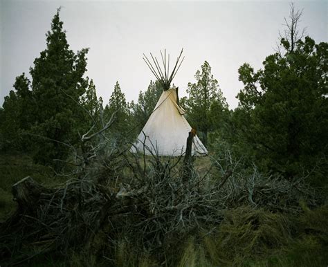 Modern nomads formed a tribe to live a traditional Native American ...