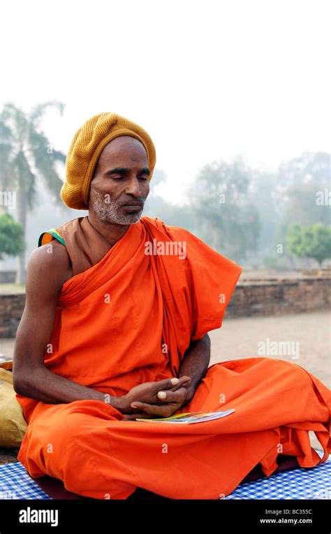 India : Indian Buddhist monks Stock Photo - Alamy