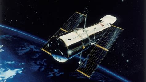 10 Fascinating Facts About the Hubble Space Telescope - History in the Headlines