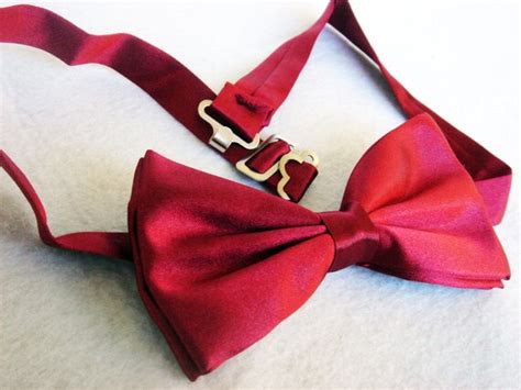 Doctor Who Bow Tie Eleventh Doctor Matt Smith Burgundy Bow