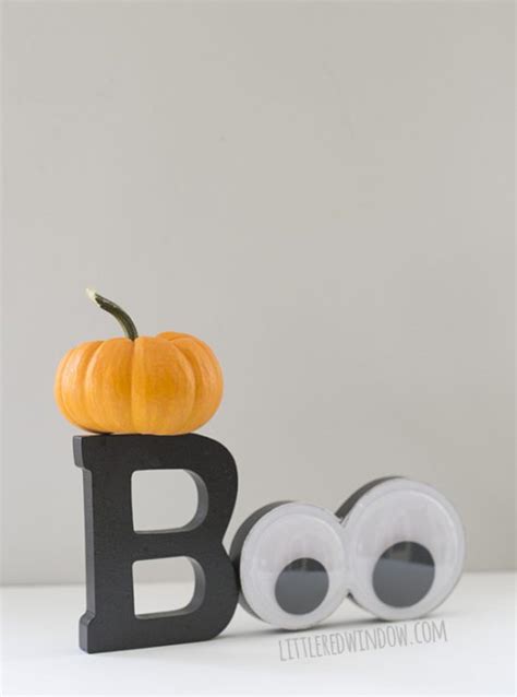 Giant Googly Eyes Halloween Sign - Little Red Window