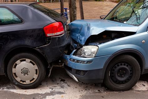 Common Types of Rear End Collision Injuries - Alvendia, Kelly & Demarest