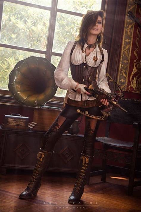 How to Recreate Thi Steampunk Vampire Slayer Costume (white/brown/black ...