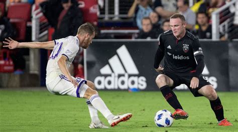 Wayne Rooney: DC United captain leads by example early in stint - Sports Illustrated