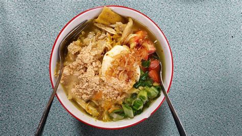 Authentic Recipe Of Soto Ayam Lamongan. Appetizing Traditional Indonesian Chicken Soup From ...