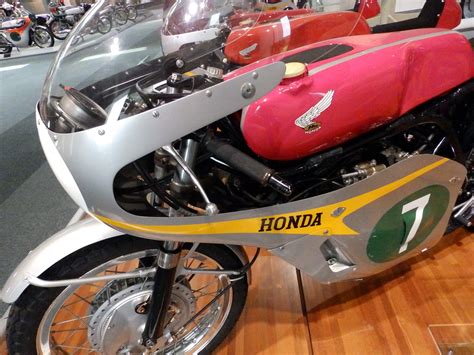 HONDA RC166