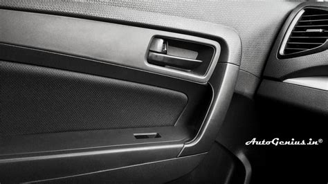 Autogenius Maruti Suzuki Brezza interior 16 – AutoGenius Private Limited