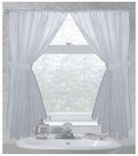 30 Elegant Bathroom Shower Window Curtains - Home, Family, Style and Art Ideas