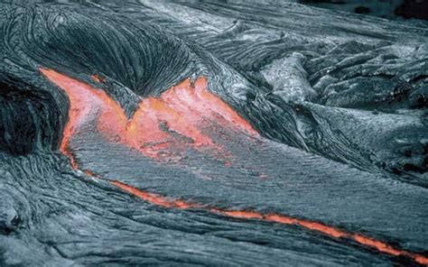 Volcano - Plate Boundaries, Magma, Eruptions | Britannica