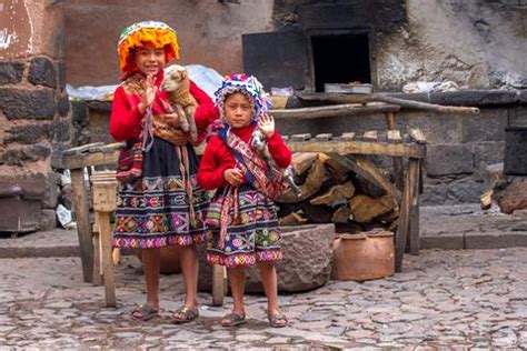 2024 Visitor Guide to Pisac Market, Peru