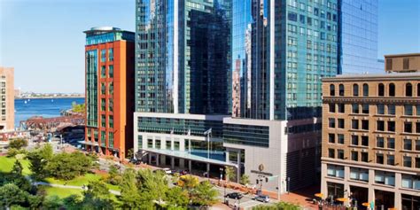 Downtown Boston Luxury Hotels Near Airport | Intercontinental Hotels Boston